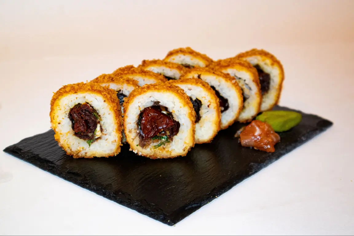 Hot roll capri rebozado en panko 10 piezas