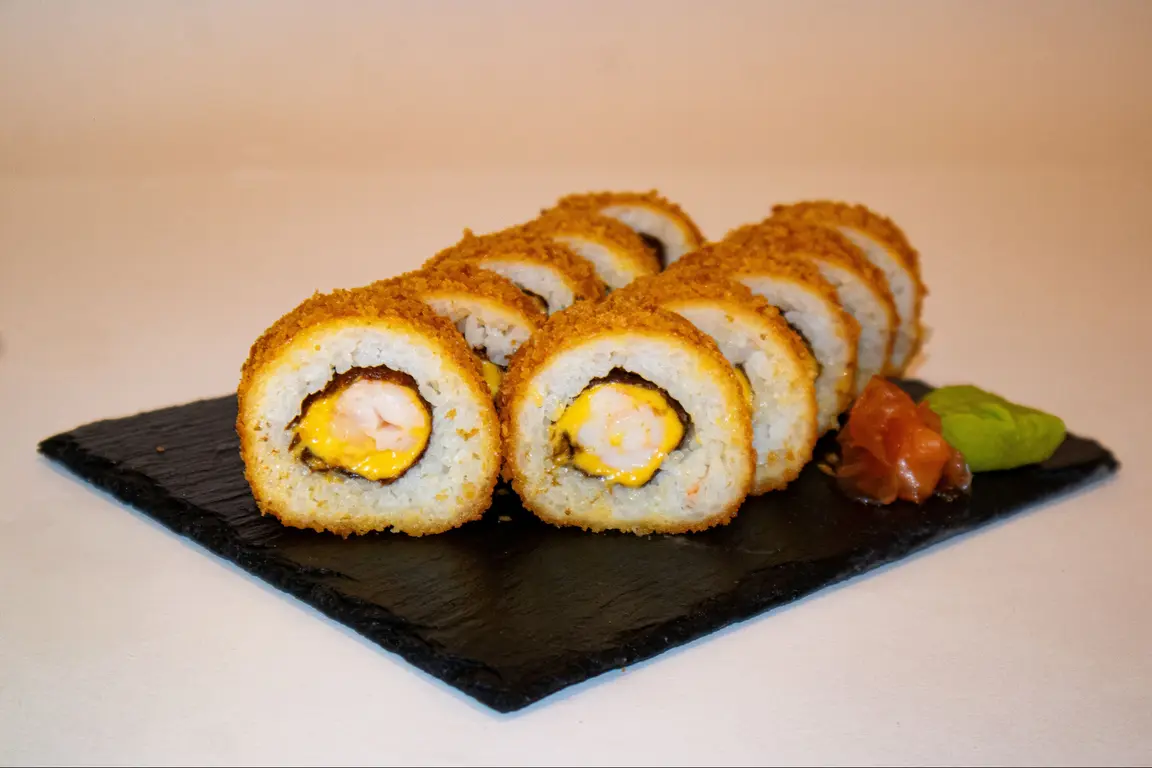 Hot roll cheddar rebozado en panko 10 piezas