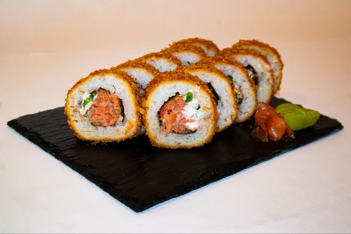 Hot roll kea rebozado en panko 10 piezas